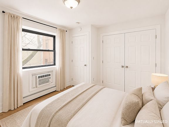 5th image of 360 Wilson Ave #1