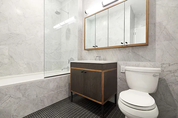 Rented by PocketBroker Inc | media 21