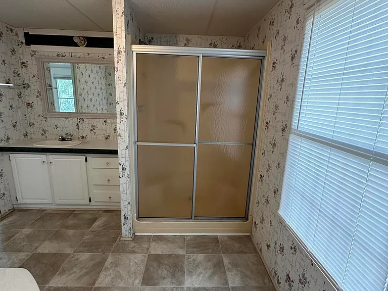 6343 Beloit Ave — Photo 14