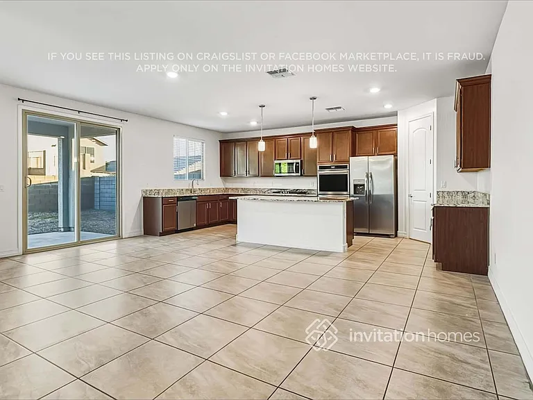 11417 W Edgemont Ave — Photo 4