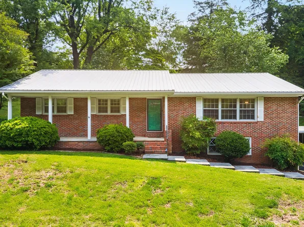 2802 Elm Dr NE, Cleveland, TN 37312