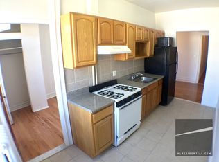3101 42nd St, Astoria, NY 11103