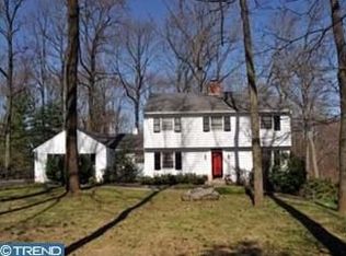 225 Jeffrey Ln, Newtown Square, PA 19073