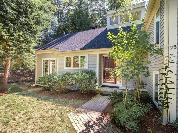 25 Birchwood Ln Unit 25, Lincoln, MA 01773