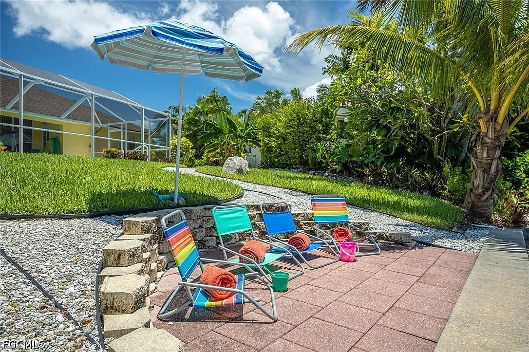 3 bed, 2.0 bath, 1696 sqft, $3,150 — Photo 3