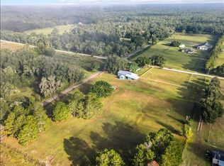 18500 Ravenswood Rd, Altoona, FL 32702