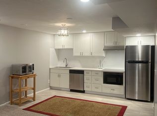 2380 E Granite Hills Dr, Sandy, UT 84092