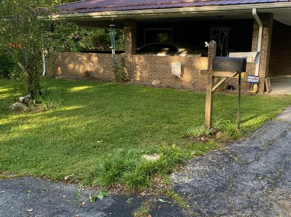 399 Greenbriar Dr, Unicoi, TN 37692