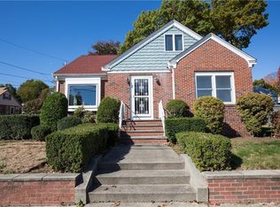 14 Gainer Ave, North Providence, RI 02911