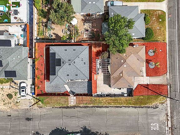 4th image of 4712-4714 Harbinson Ave