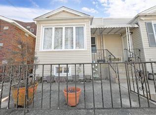 6458 58th Rd, Maspeth, NY 11378