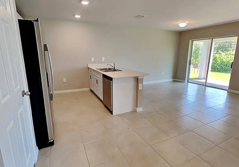 4731 Gillot Blvd — Photo 10