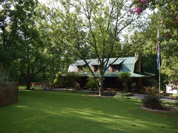 651 Mountain Creek Rd, Greenville, SC 29609