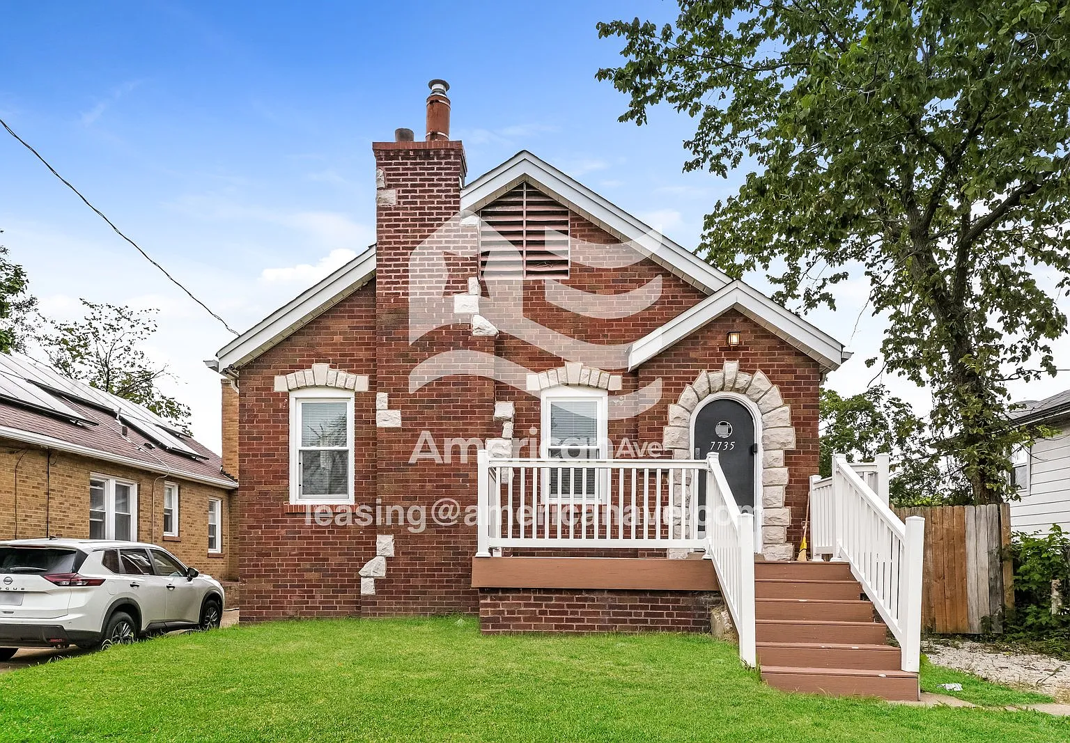 2 bed, 1.0 bath, 1056 sqft, $1,350 — Photo 1