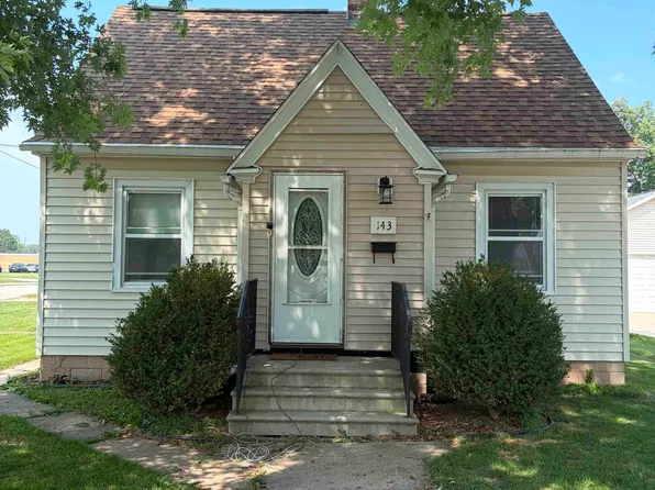 143 Dauphin St, Green Bay, WI 54301
