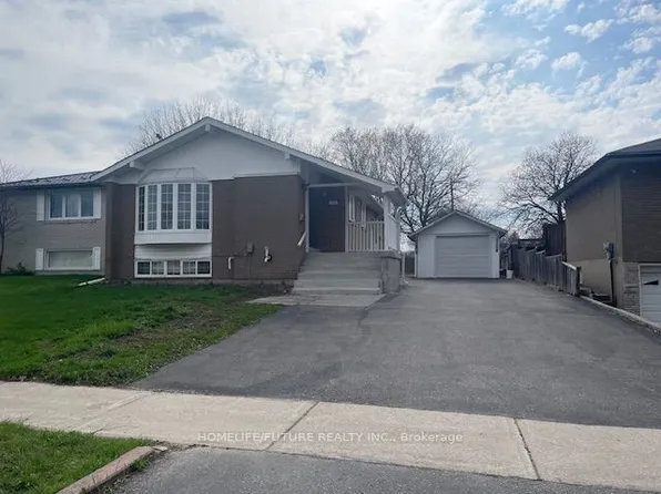 18 Albacore Cres, Toronto, ON M1H 2L3