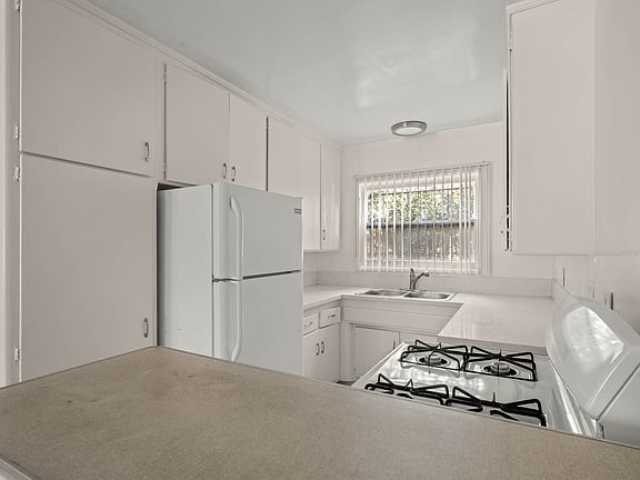 4th image of 3-4142 W Palmwood Dr