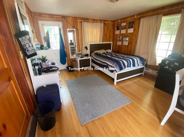 107 North St #2F, Medford, MA 02155