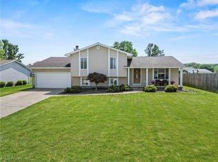 3700 Meander Reserve Cir, Canfield, OH