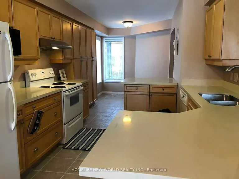 829 Whetherfield St — Photo 9