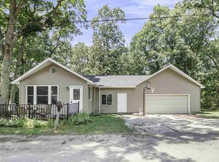 7847 N Topinabee Rd, Walkerton, IN 46574