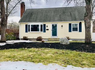 20 Iroquois Rd, Enfield, CT 06082