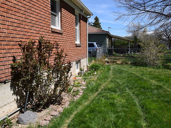 2nd image of 739 W Cedar St