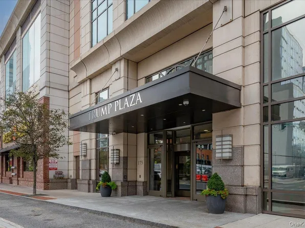 175 Huguenot Street #2208, New Rochelle, NY 10801