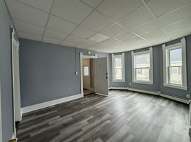 133 University Ave