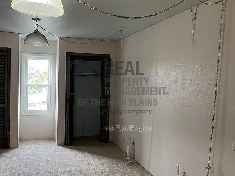 4301 Parker St — Photo 14
