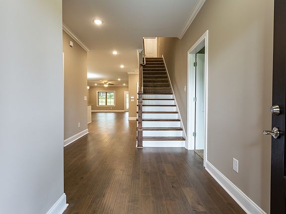 3rd image of 456 Pond Apple Road 36