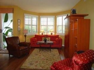 4 Mariners Cir, San Rafael, CA 94903