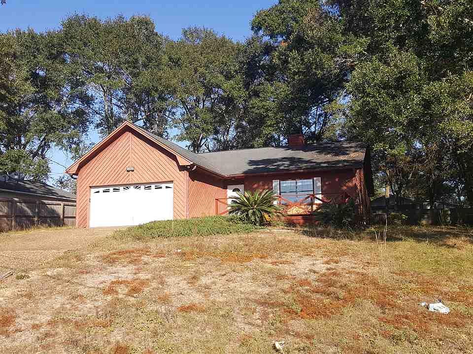 1st image of 1194 Woodlake Dr