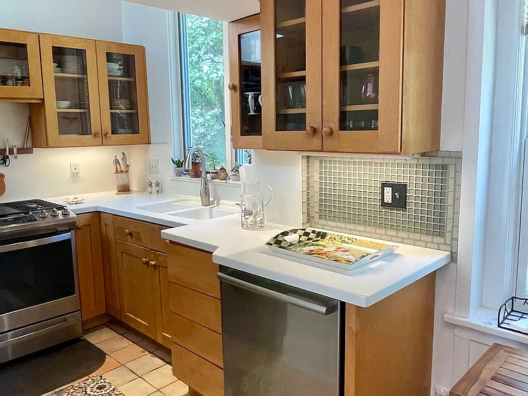 306 Piermont Ave — Photo 17