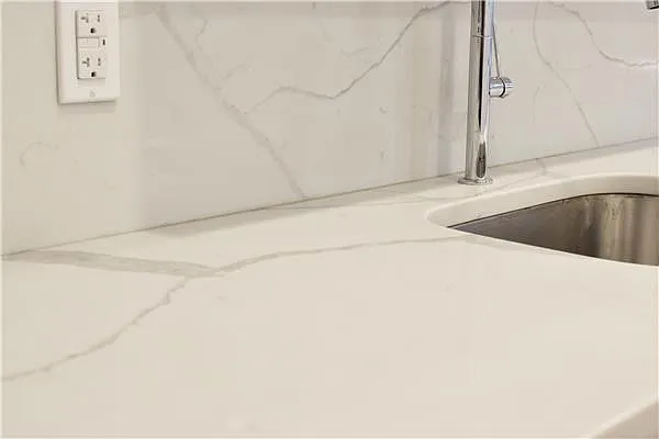 Sold by Bohemia Realty Group | media 23