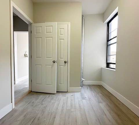 4th image of 86 Wadsworth Ave APT 5