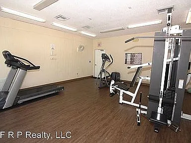 124 Reserve Cir #208 — Photo 32