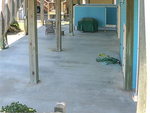 3rd image of 870 Wommack Dr