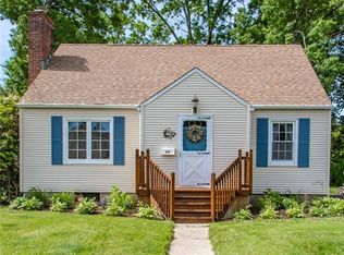 24 Cottage St, Plainville, CT 06062