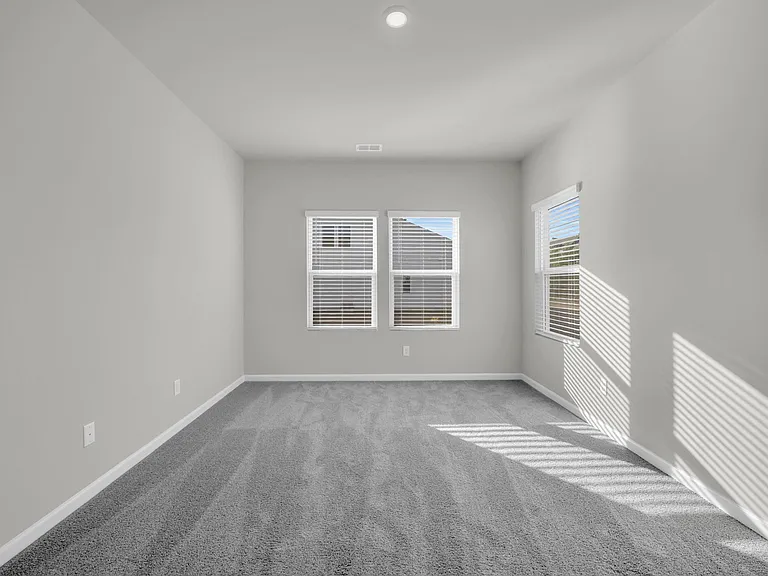 246 Arnette Dr — Photo 6
