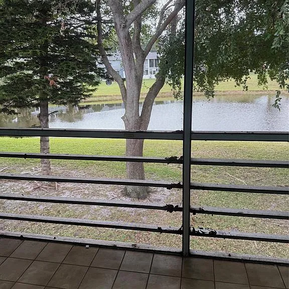 476 Tilford #V — Photo 9