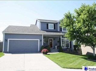 18055 Sunridge St, Omaha, NE 68136