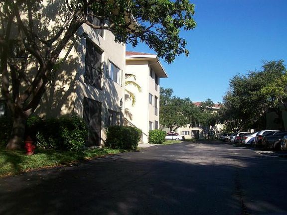 4th image of 2445 SW 18th Ter APT 1120