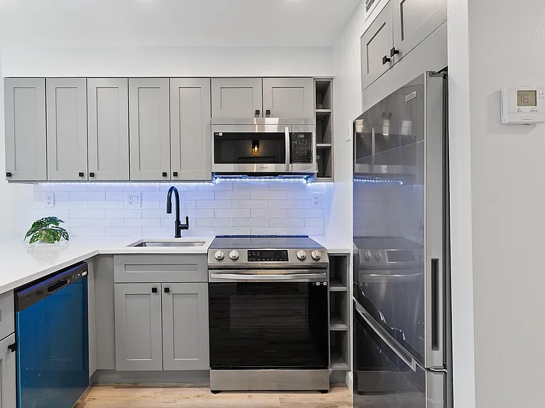 2900 NE 30th St #5D — Photo 12