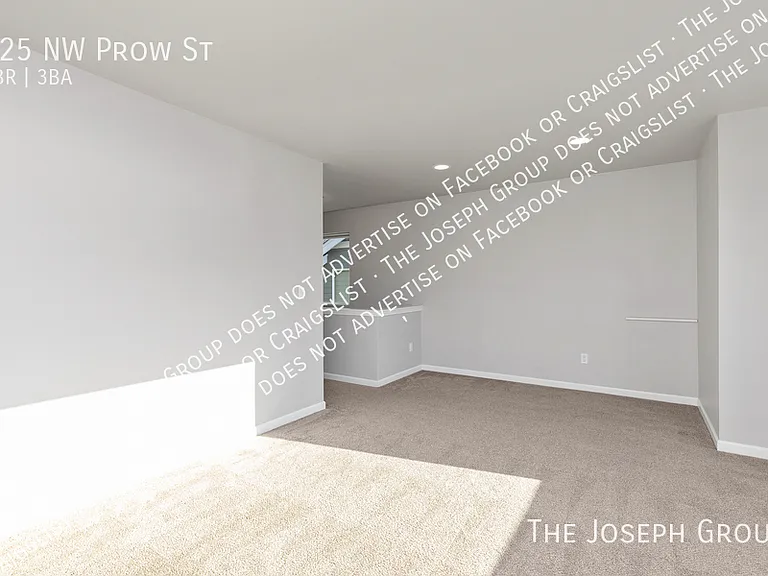625 NW Prow St — Photo 24
