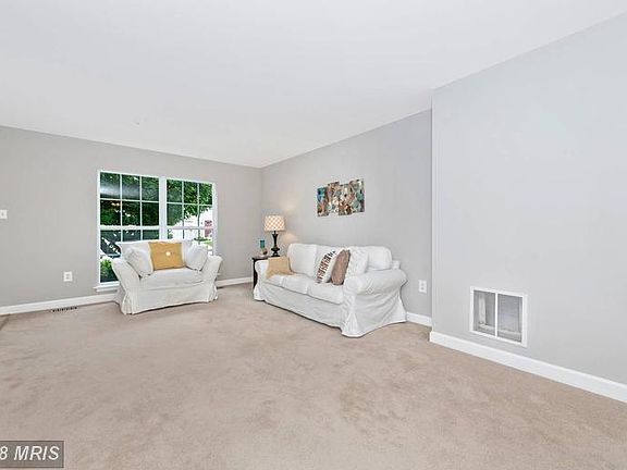 LIVING ROOM VIEW 2