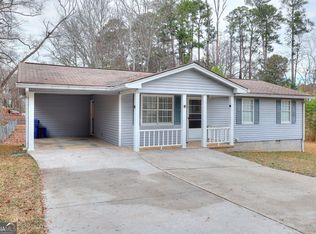 284 E 5th Ave, Winder, GA 30680