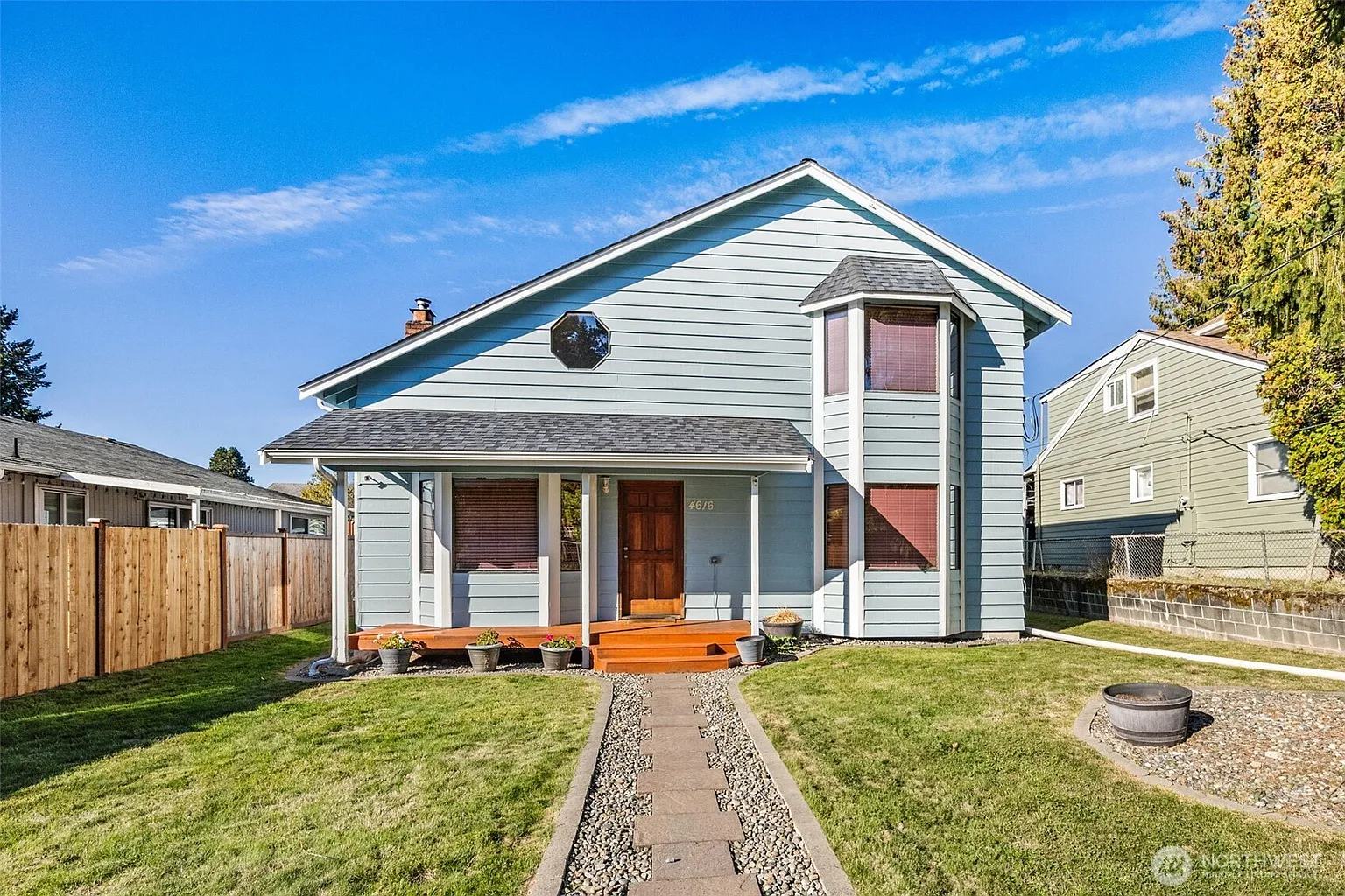 4616 E C Street photo 1