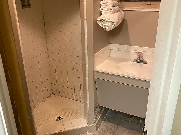 316 E Flaming Gorge Way #223 — Photo 3
