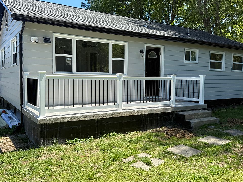 Front porch and entrance